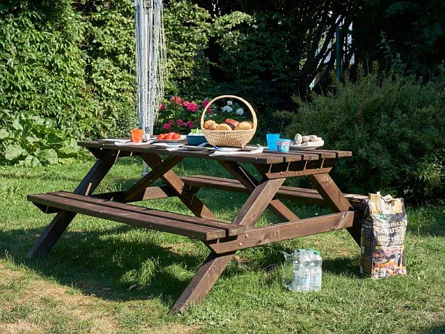 Sitzgruppe am Grillplatz